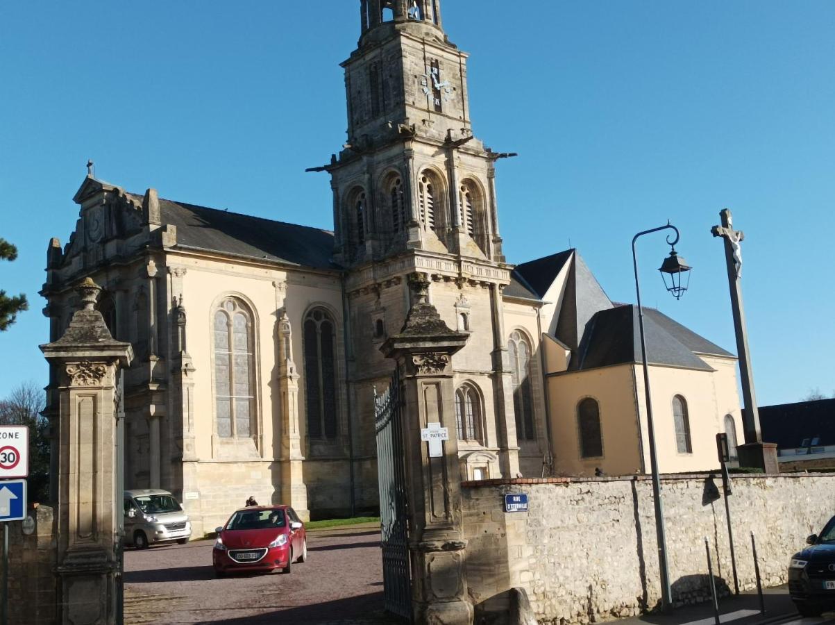 Gites les Pourquoi Pas - Résidence de Tourisme DSV Bayeux Exterior foto